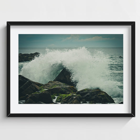 Moody waves Photography print